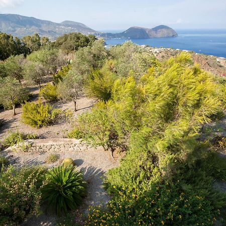 Sealight Villa Lipari - Vista E Piscina Exterior foto