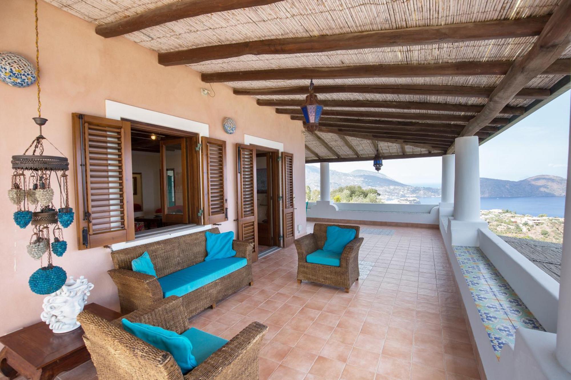 Sealight Villa Lipari - Vista E Piscina Exterior foto